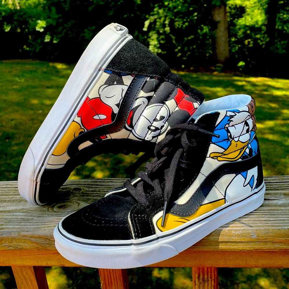 Disney Mickey Mouse Sk8-Hi Vans High Top